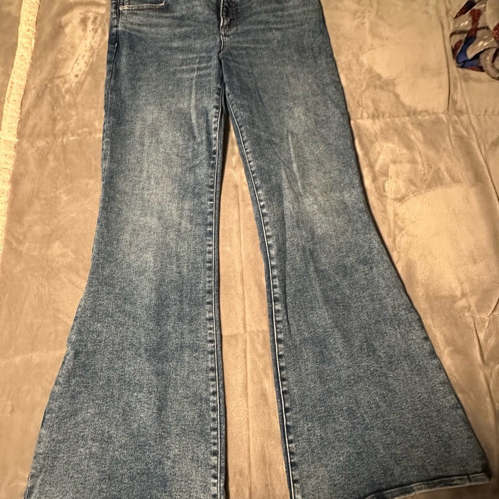 Women's Express 70’s Flare Legged Jeans